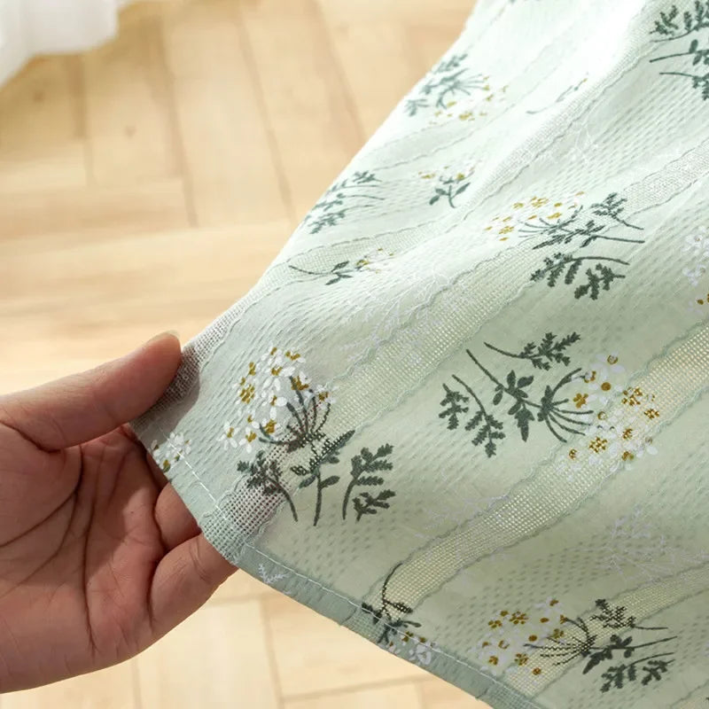 Qfdian Green Flower Table Cloths Round Printed Cotton Farmhouse Table Covers for Kitchen Living Room Dining Washable Picnic Decorations