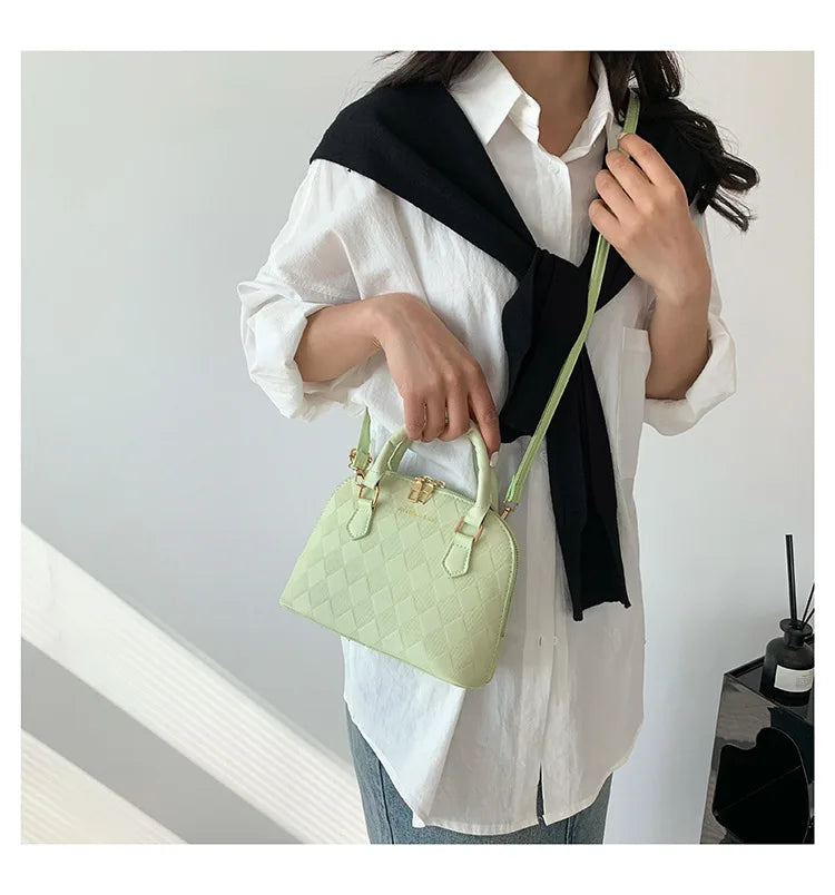 Qfdian Women New Fashion Diamond-shaped Handbag Single-shoulder Crossbody Shell Bag Fashion Girl Outdoor Purse