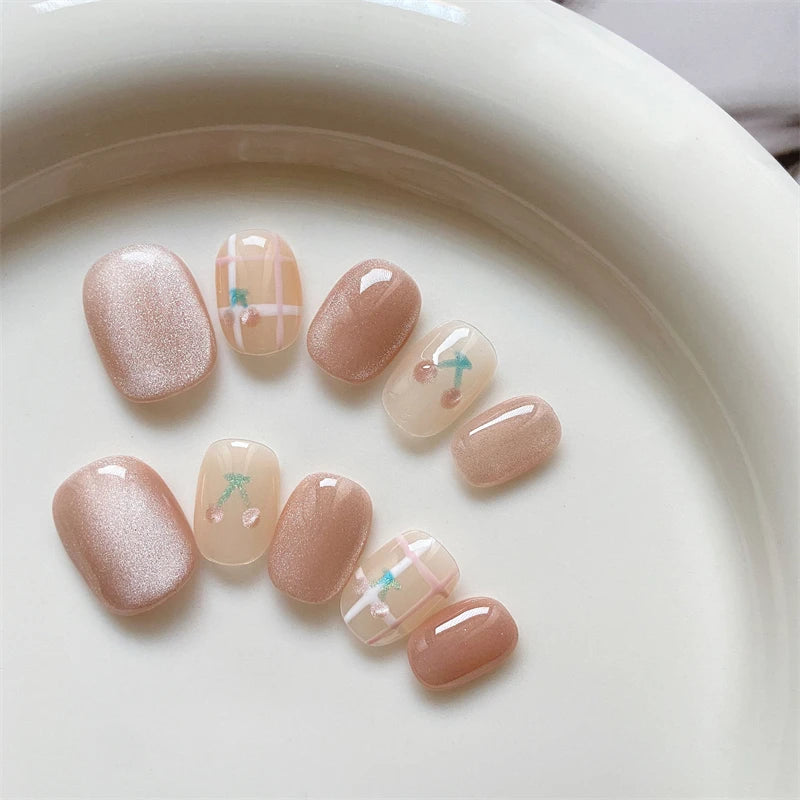 Qfdian 10pcs Handmade False Nails Press on Cat's Eye Full Cover Fake Nails Short Round Head Press On Nails Reusable Ballerina Manicure