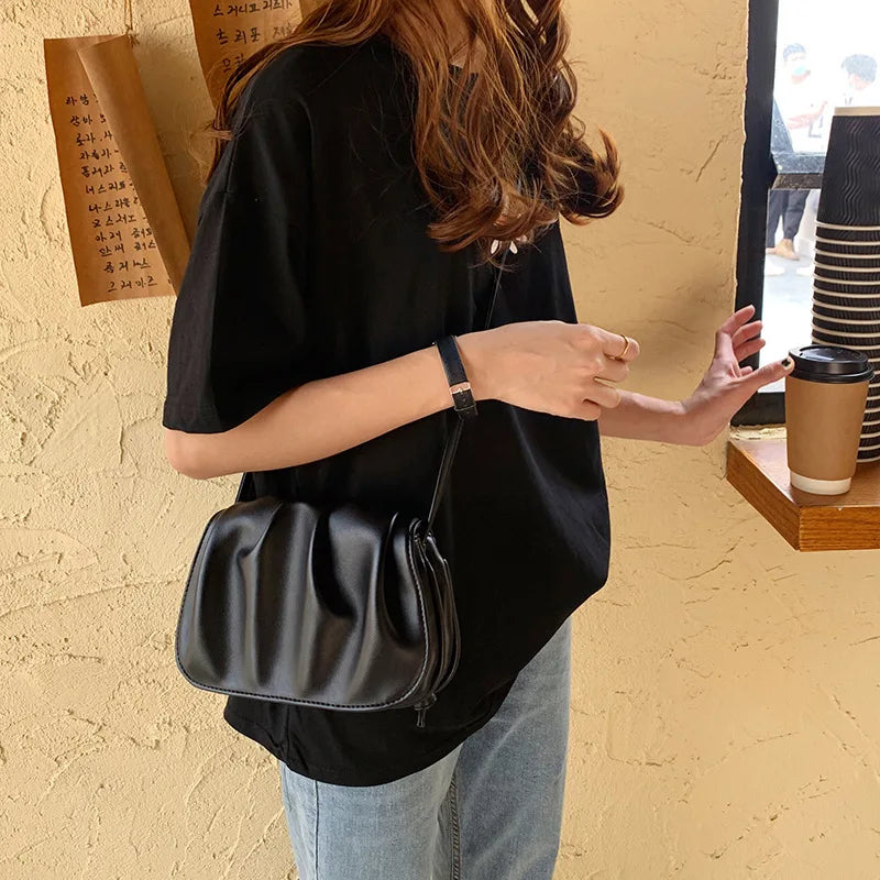 Qfdian Korean Simple Fairy Pleated Cloud Bag Women Y2k Aesthetic Chic Elegant Shoulder Bags 2025 Office Lady Fashion Handbags Crossbody