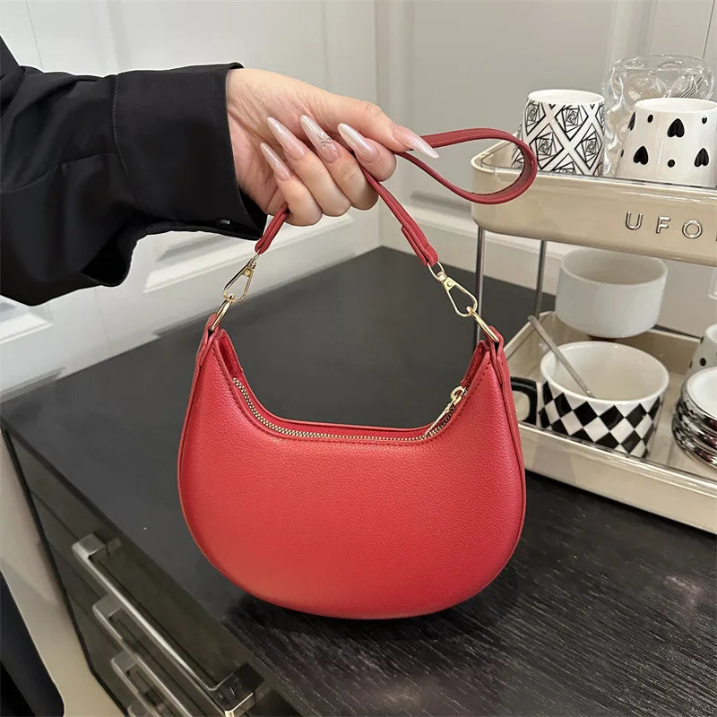 Qfdian New Fashion Underarm Bags High-end Moon-shaped Baseball Bag Showing Luxury Women's Single Shoulder Bag and Handbags
