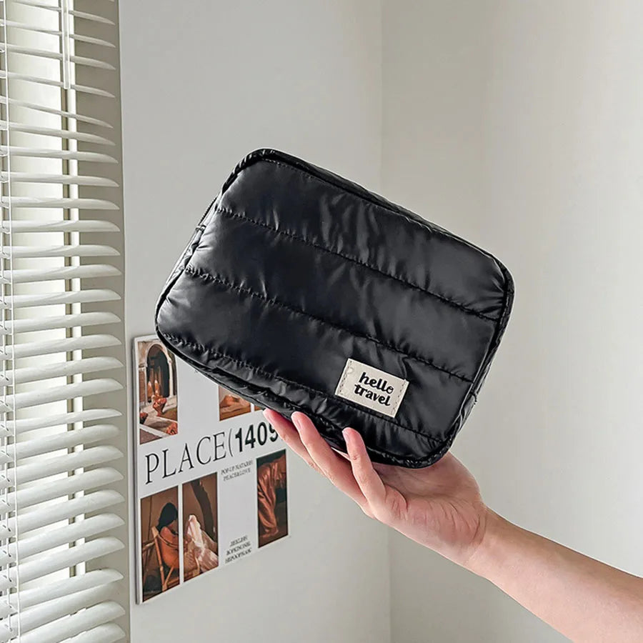 Qfdian Large Capacity Makeup Bag Cosmetic Bag Toiletry Bag Washbag Portable Storage Bag Travel Organizer