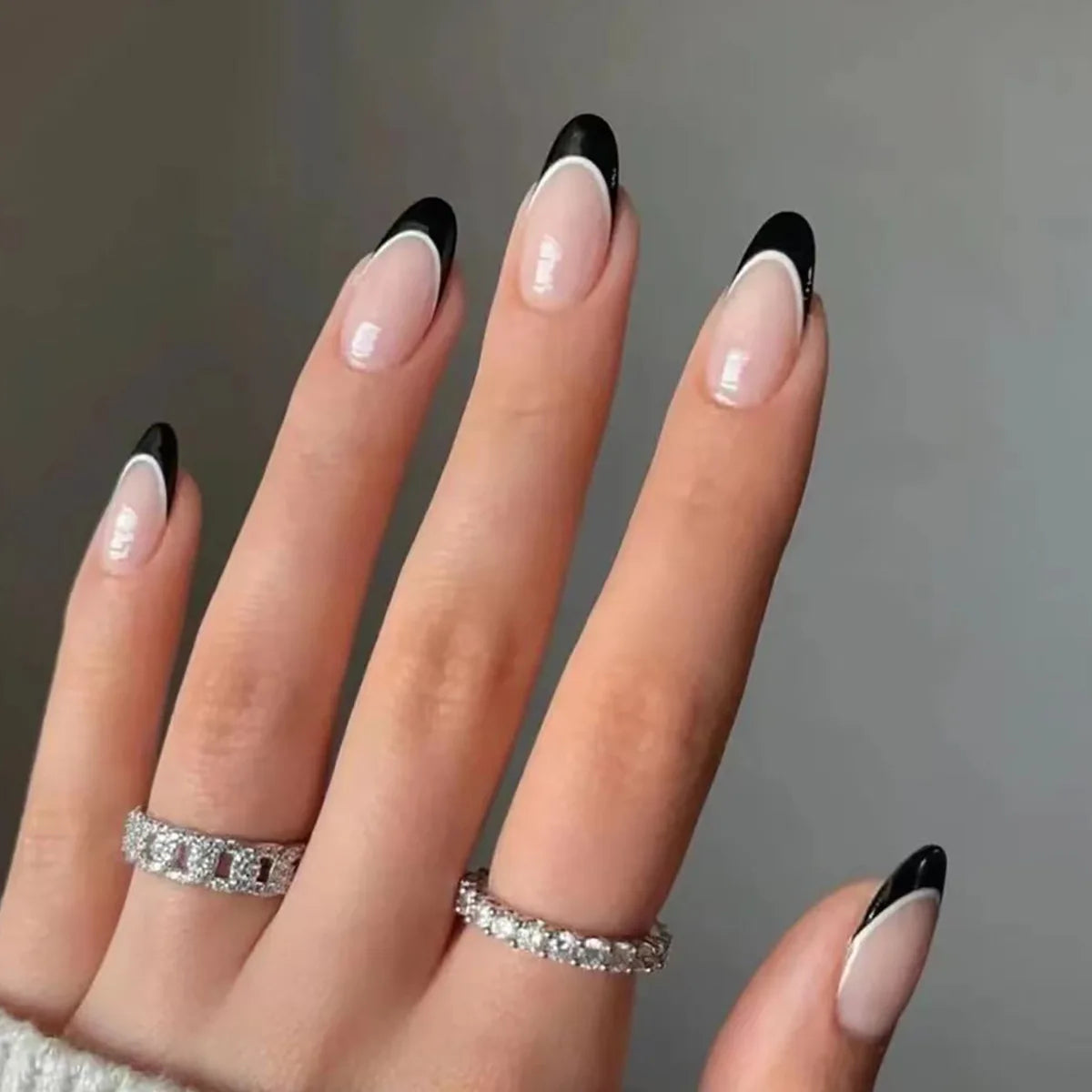 Qfdian 24Pcs Solid Nude Color Fake Nails with Jelly Glue Short Almond Press on False Nails Wearable Oval Finished Full Cover Nail Tips