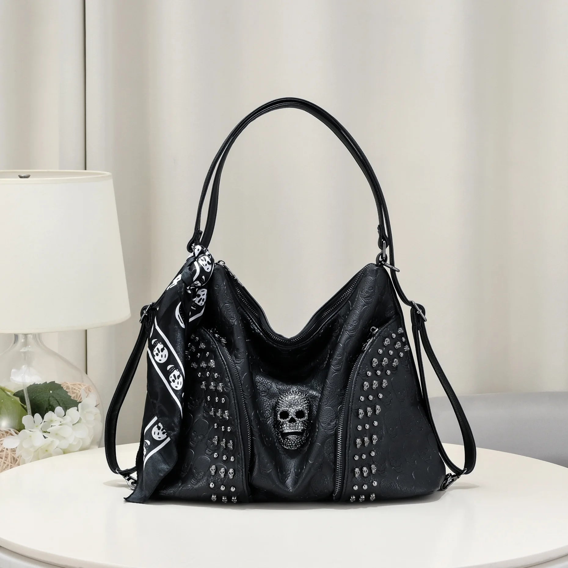 Qfdian Y2k Aesthetic Trendy Casual Tote Bags Vintage All Match Women High-capacity Handbags Fashion Rivet Skull Shoulder Underarm Bag
