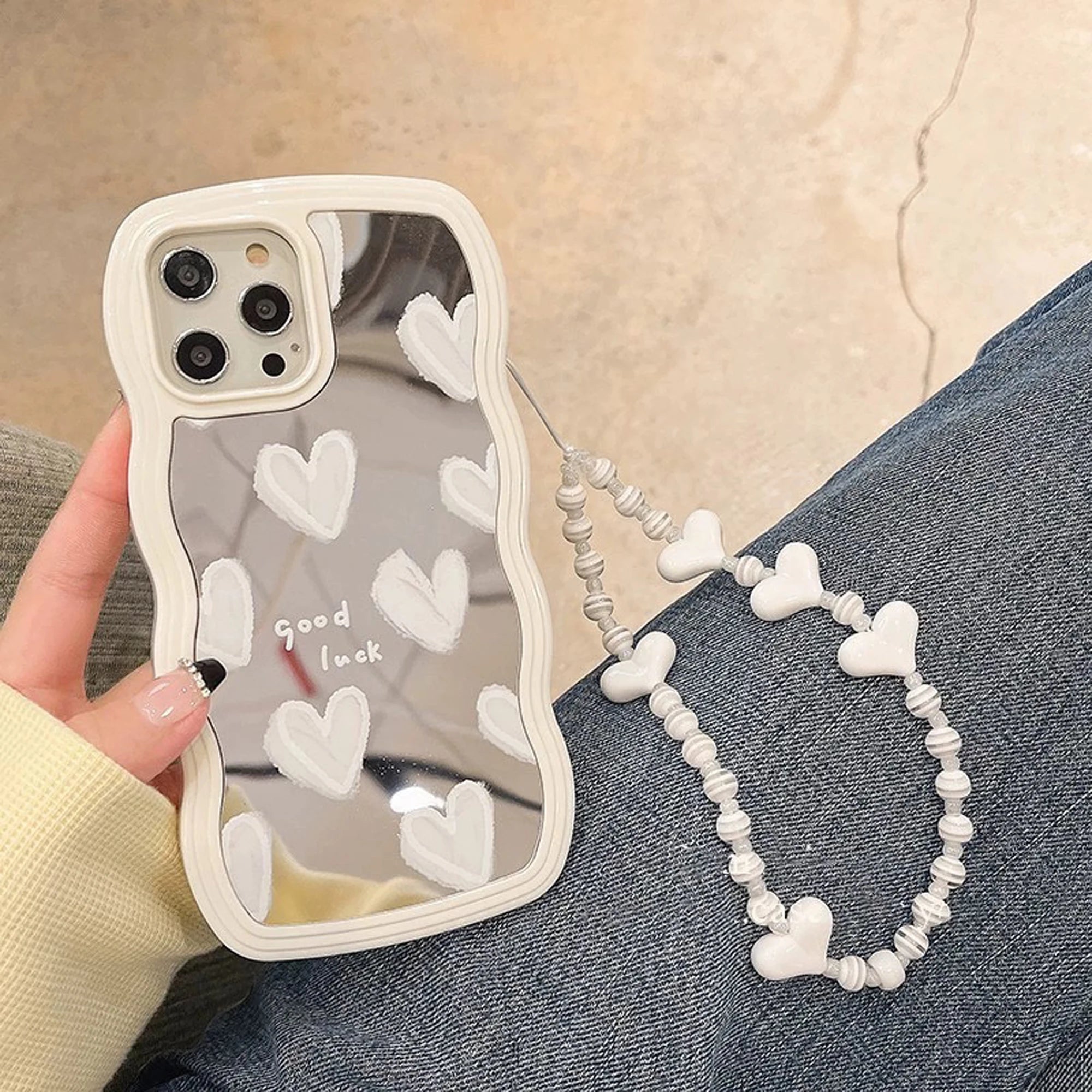 Qfdian Wavy Frame Heart-Shaped Mirror Phone Case For IPhone 15 14 13 12 11 Pro Max X XR Girls Fashion Phone Case With Bracelet