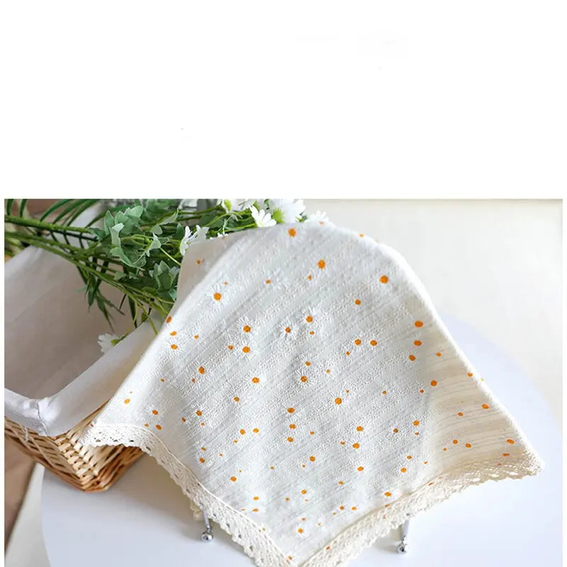 Qfdian Beige Daisy Lace Tassels Cotton Tablecloth Rectangle Table Cover for Tea Table Decorations Kitchen Living Room Wedding Party Use