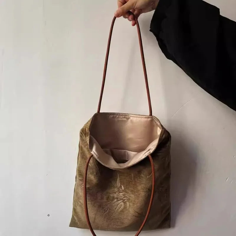 Qfdian High-capacity Vintage Y2k Aesthetic Shoulder Underarm Bag Grunge Embossing Women Handbags All Match Casual Streetwear Tote Bags