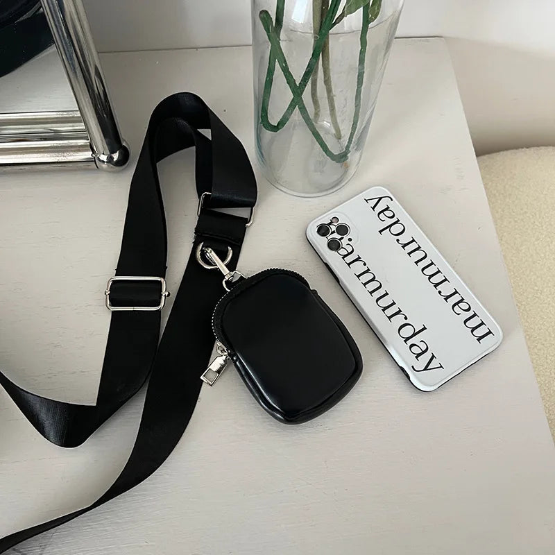 Qfdian Vintage All Match Wide Straps Crossbody Bags Simple Women Mini Purses Fashion Casual Y2k Aesthetic Shoulder Handbags Streetwear