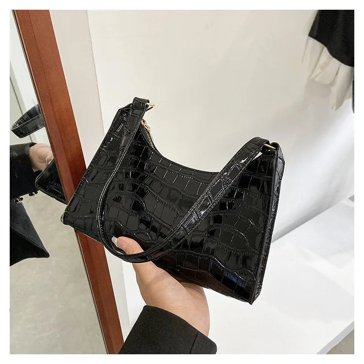 Qfdian Fashion PU Leather Underarm Bags for Women Alligator Pattern Armpit Handbag Female Small Handbags Messenger Purse