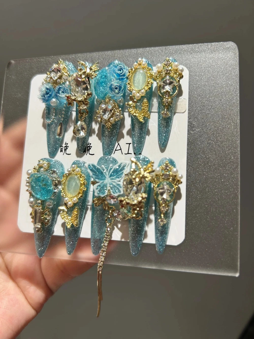 Qfdian 10Pcs High Quality Handmade Press on Nails Rhinestone Full Setting Pearl Beading Stick-on Nail Art Sweet And Cool Girl Style