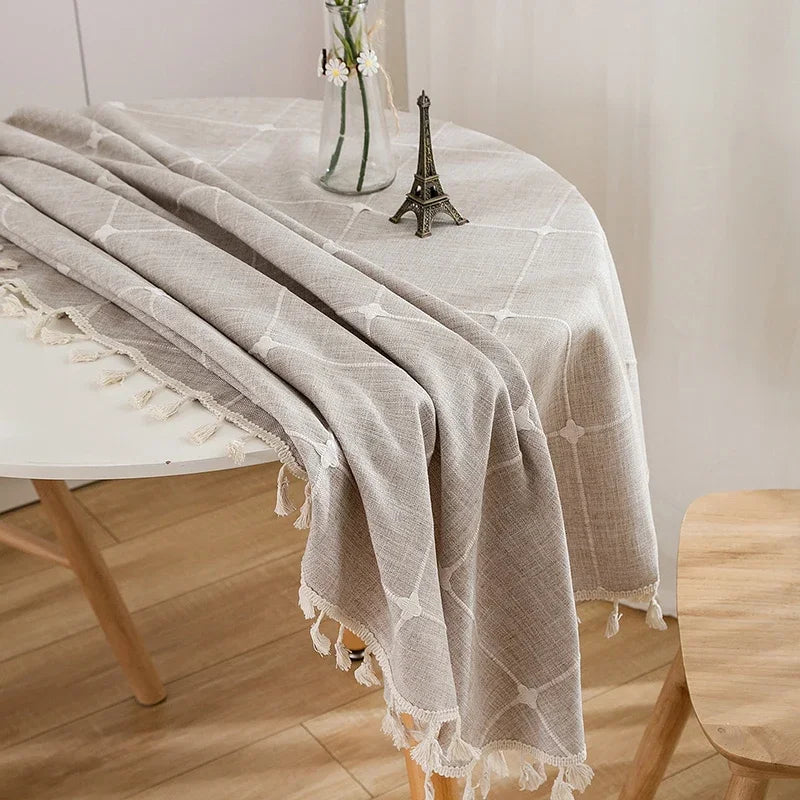 Qfdian Round Tassel Plaid Tablecloths Heavy Weight Cotton Linen Fabric Dust-Proof Table Cover Kitchen Dining Party Tabletop Decorations