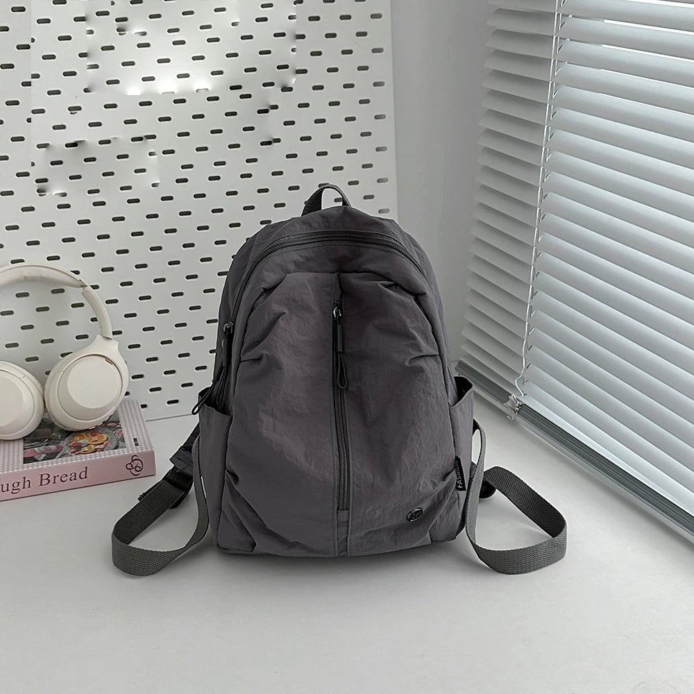 Qfdian New Lightweight Backpack, Minimalist Backpack, High Aesthetic Travel Backpack, Lightweight Hiking Backpack