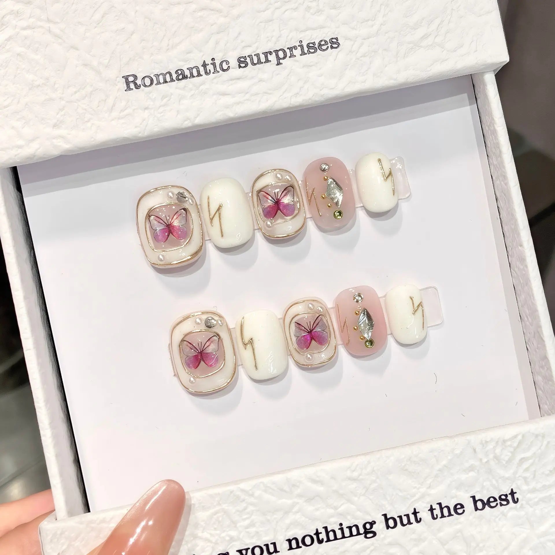 Qfdian 10pcs Handmade Short Cat Eye Dot Red Bow Removable Christmas Press on Nails Acrylic Cute Fake Nails Sweet False Nails for Hands