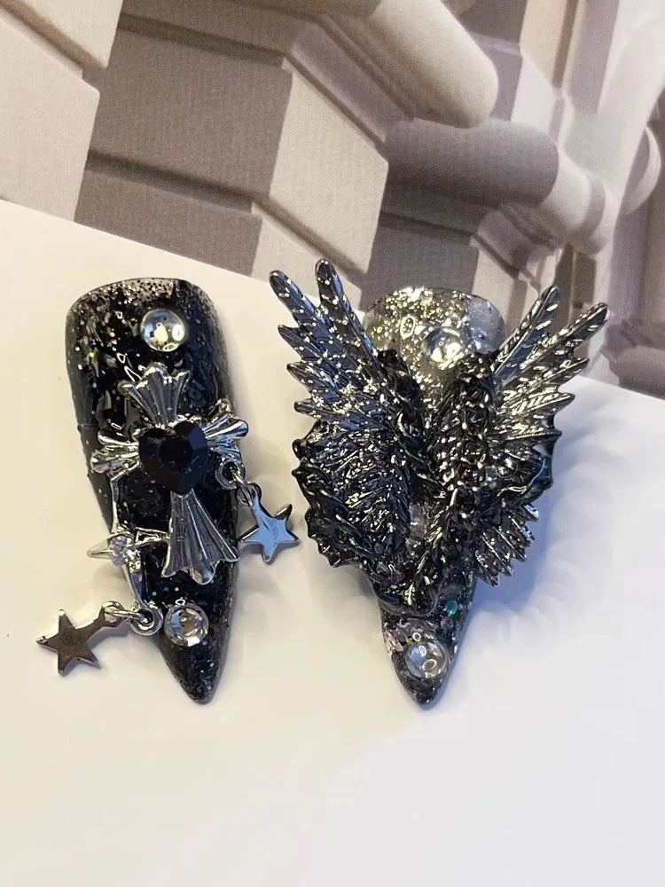 Qfdian Handmade Nail Shot of Spicy Girl Heavy Industry Metal Lost Paradise Subculture Super Cool Spicy Girl Dark Personality  Nails