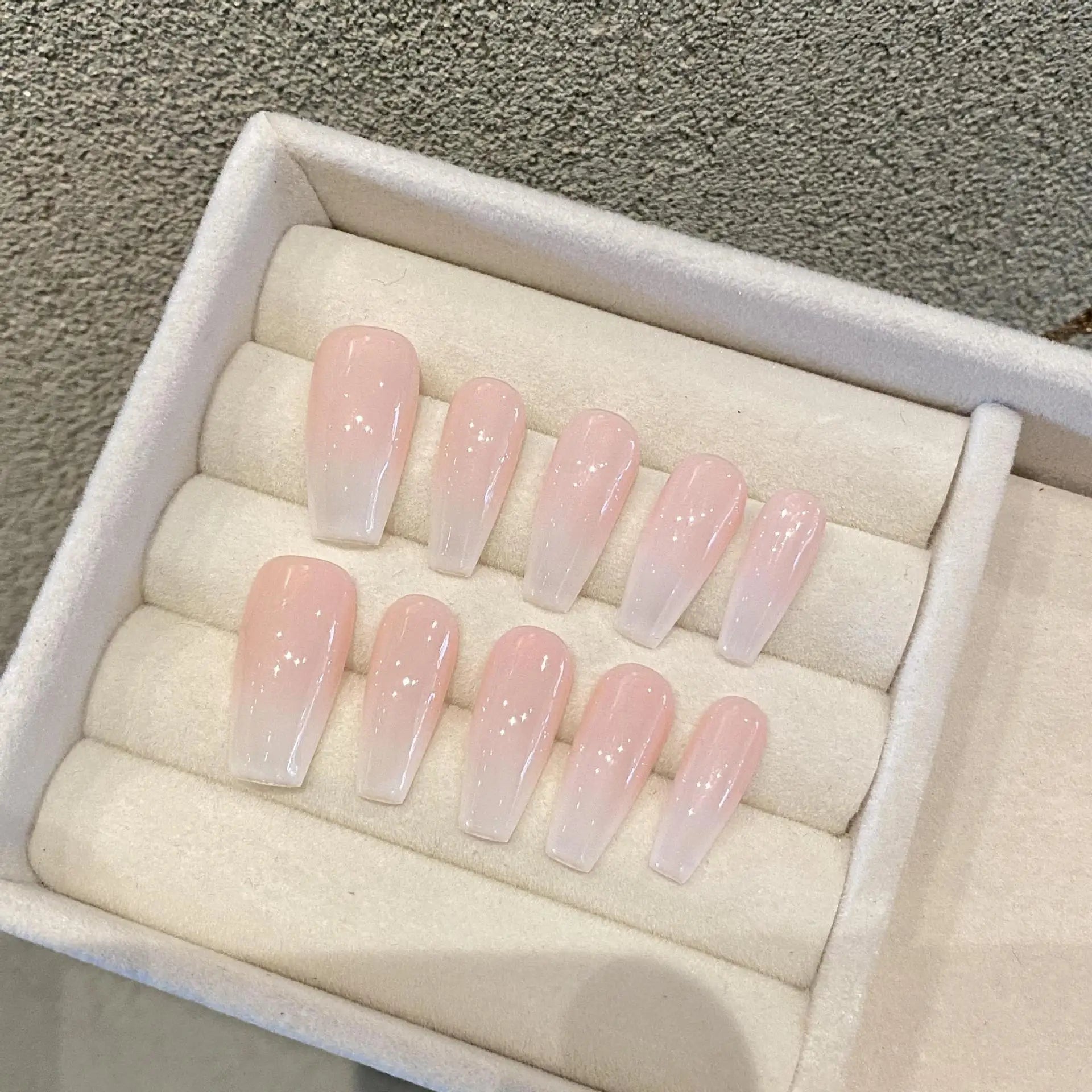 Qfdian 10pcsReusable False Nails Handmade Wearable Presses on Nails Tips Cream Pink Nude Gradient Removable Women Fake Nails