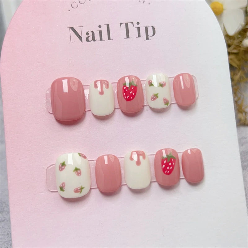 Qfdian 10pcs Handmade Press on Nails Round Head Fake Nails Cute Strawberry False Nails Kawaii Short Full Cover Finger Tips Manicure Art