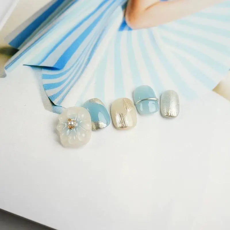 Qfdian 10pcs Handmade Blue Press On Nails Short Cute Fake Nails Reusable Adhesive False Nails Woman Salon Wearable Finger Decoration