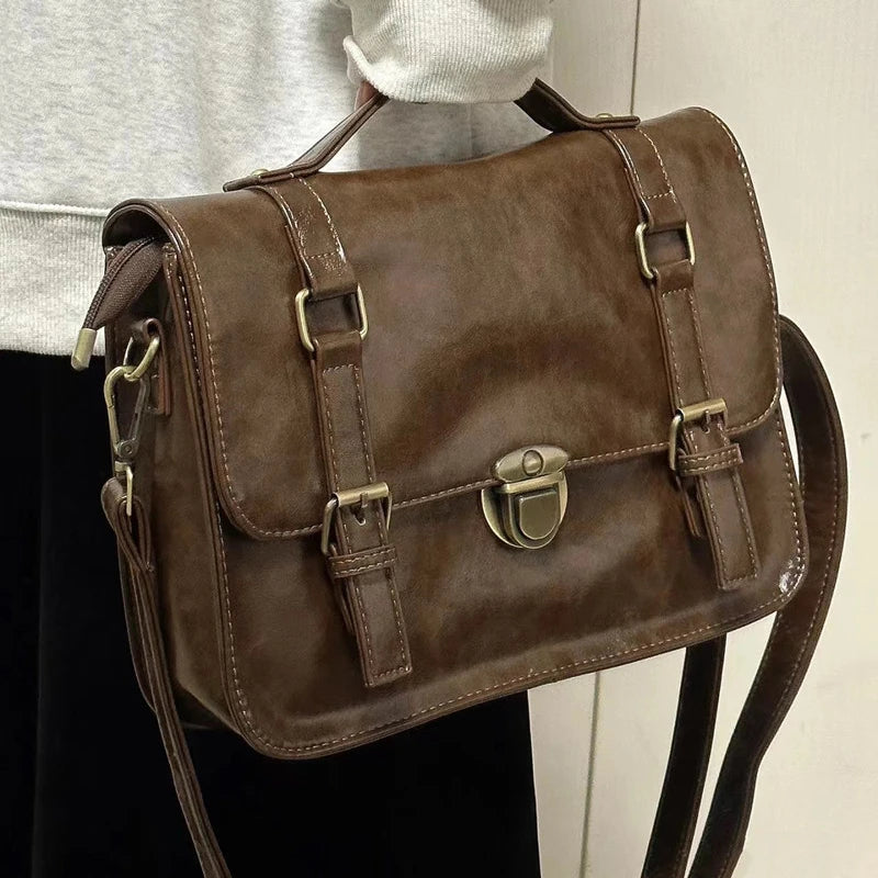 Qfdian Japanese Students Vintage Women Handbags Crossbody Streetwear Preppy Y2k Fashion Messenger Bag Trendy All Match Casual Backpacks