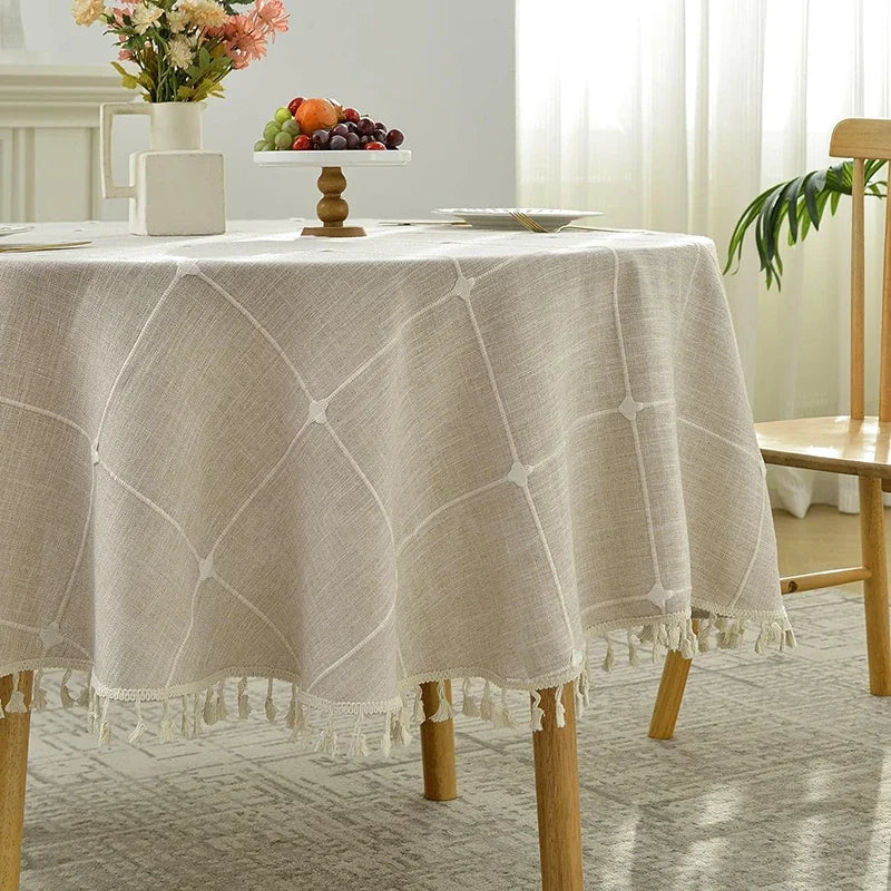 Qfdian Round Tassel Plaid Tablecloths Heavy Weight Cotton Linen Fabric Dust-Proof Table Cover Kitchen Dining Party Tabletop Decorations