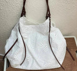 Qfdian Fashion Sweet Lace Embroidery Shoulder Bags Office Lady Fairy All Match Underarm Bag High-capacity Casual Women Handbags Korean