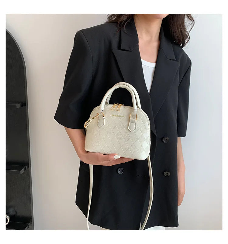Qfdian Women New Fashion Diamond-shaped Handbag Single-shoulder Crossbody Shell Bag Fashion Girl Outdoor Purse
