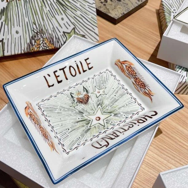 Qfdian kitchen supplies  D Tarot Decorative Plate Mug Cup Bone China Dinner Set Nordic Kitchen Ceramic Dessert Charger Plates for Wedding Tableware Trays