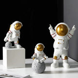 Qfdian Spaceman Figurines Sculpture