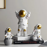 Qfdian Spaceman Figurines Sculpture