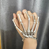 1pc Popular Retro Distressed Skull Bracelet Dark Punk Style Connected Finger Bracelet Subculture Niche Design Accessory