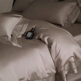 Qfdian 4Pcs Luxury Embroidery 1000TC Lyocell Eucalyptus Fiber Soft Silky Bedding Set Duvet Cover Set Bed Sheet/Fitted Sheet Pillowcases