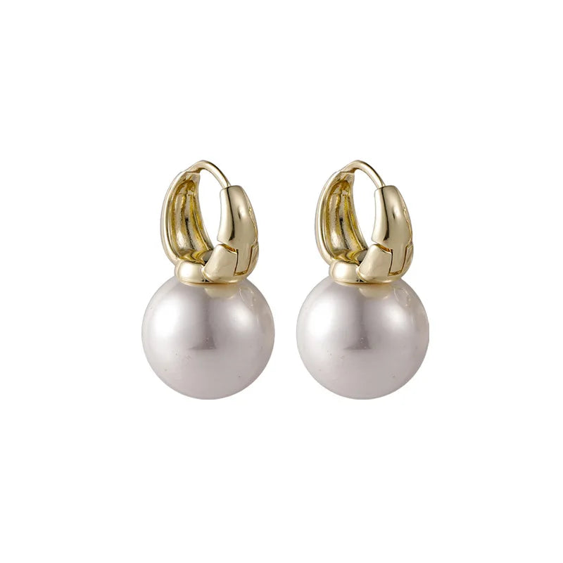 New Cute Pearl Studs Hoop Earrings for Women Gold Color Eardrop Minimalist Tiny Huggies Hoops Wedding Fashion Jewelry