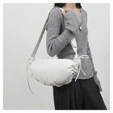 Qfdian Nylon Vintage Women Trendy Shoulder Bag Grunge Fashion Casual All Match Handbags Y2k Aesthetic Simple Office Lady Crossbody Bags