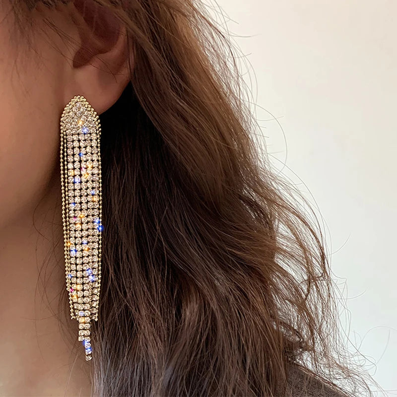 New Classic Shiny Crystal Earrings Ladies Exaggerated Long Earrings Tassels Rhinestone Earrings Fashion Korean Earrings Jewelry