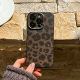 Qfdian Matte Leopard Amber Silicone Back Cover Neutral Mobile Phone Case For iPhone 16 15 14 13 12 11 Pro Max Protective Fundas Cover