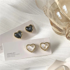 Trendy Vintage Heart Earring Women Classic Black White Stud Earrings Female Fashion Earrings Female Jewelry Gift