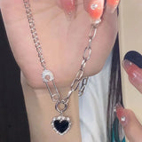 Qfdian  Kpop Vintage Goth Punk Heart Pendant Chain Pearl Metal Necklace For Women Collares Aesthetic Grunge EMO Jewelry Y2K Accessories