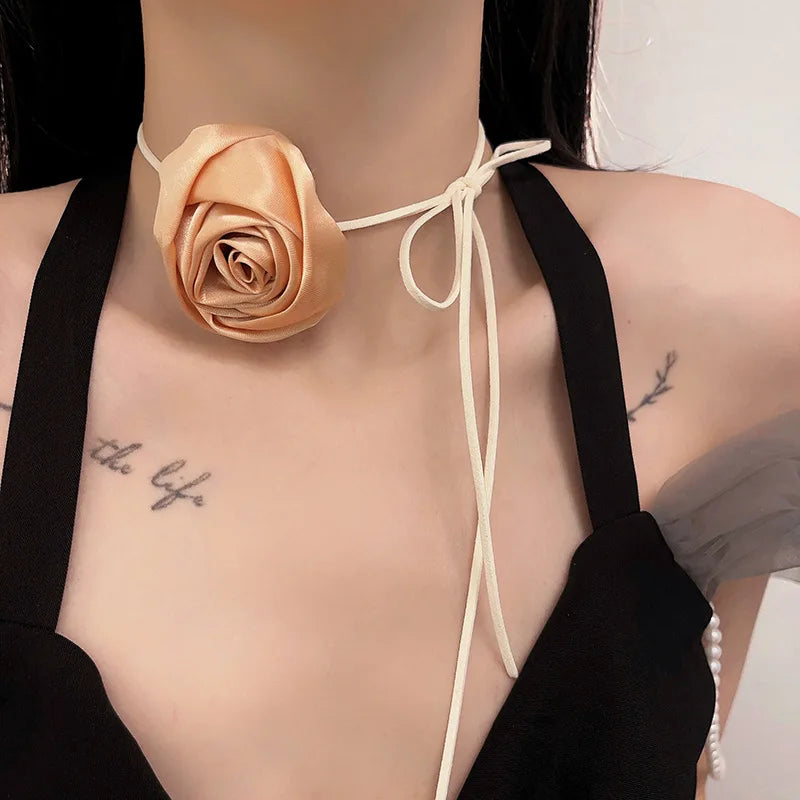 Fashion Retro Rose Necklace Elegant Collar Bohemian Exaggerated Flowers Necklet Handmade Charm Velvets Clavicle Chain jewelry