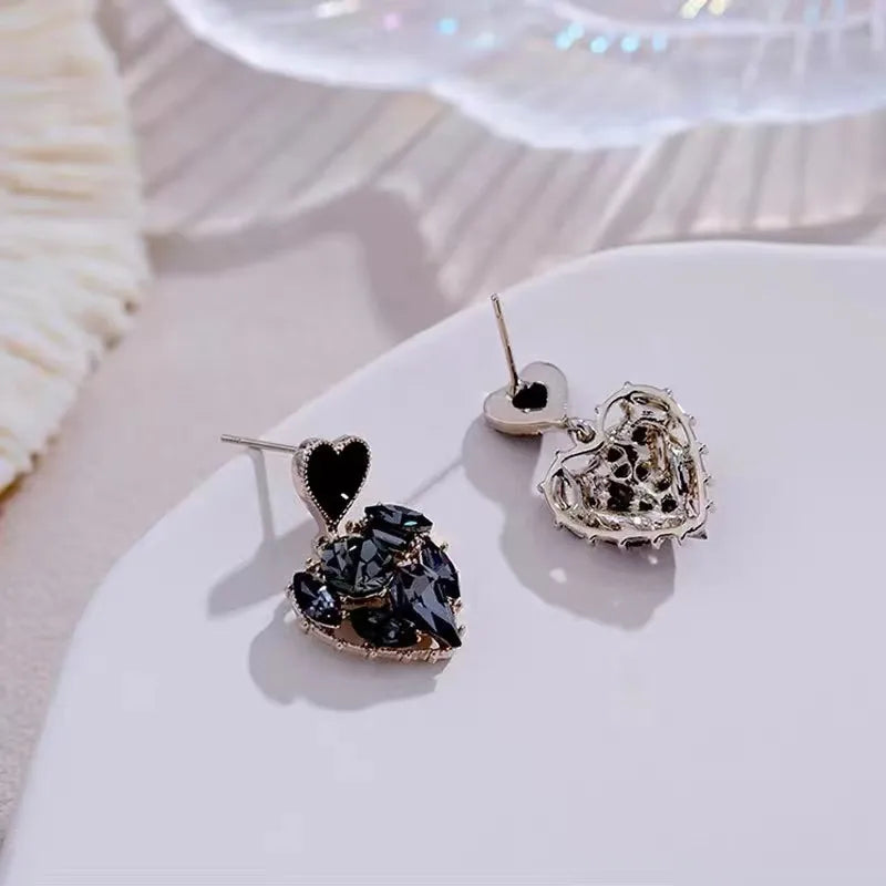 2024 New Fashion Women Black Rhinestone Love Earrings Delicate Sweet Earrings Women Party Birthday Gift Charm Jewelry Gift