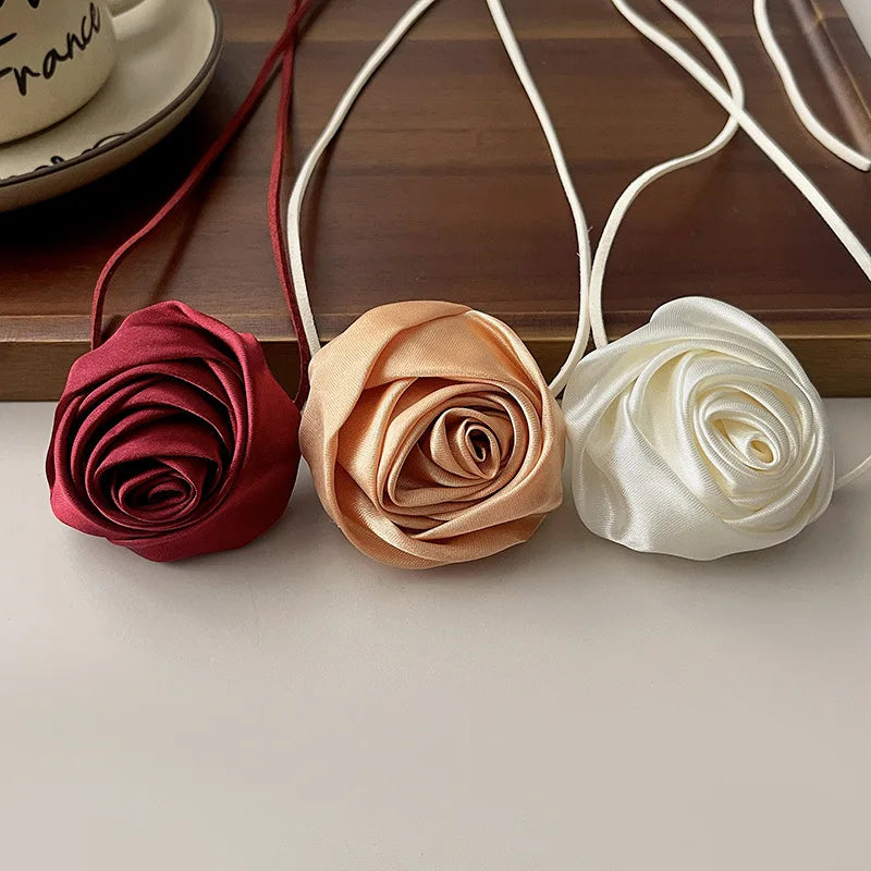 Fashion Retro Rose Necklace Elegant Collar Bohemian Exaggerated Flowers Necklet Handmade Charm Velvets Clavicle Chain jewelry