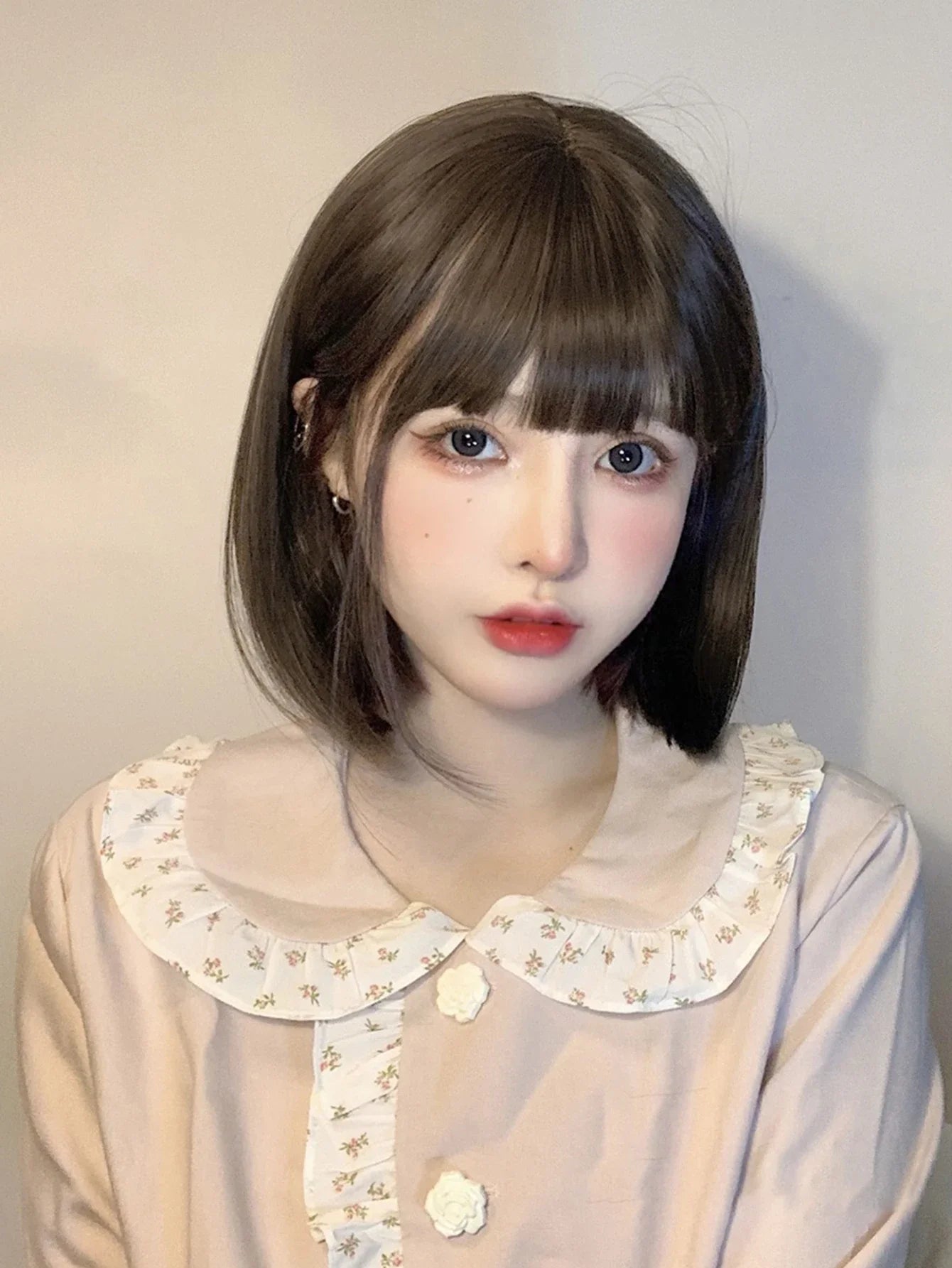 Qfdian 12Inch Lolita Cool Brown Synthetic Wigs With Bang Short Natural Straight Hair Wig For Women Daily Use Cosplay Heat Resistant