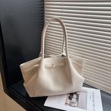 Qfdian Autumn and Winter Deerskin Velvet Underarm Bag Women's New Large Capacity Vintage Tote Bag Fashion All-Matching Female Commuter