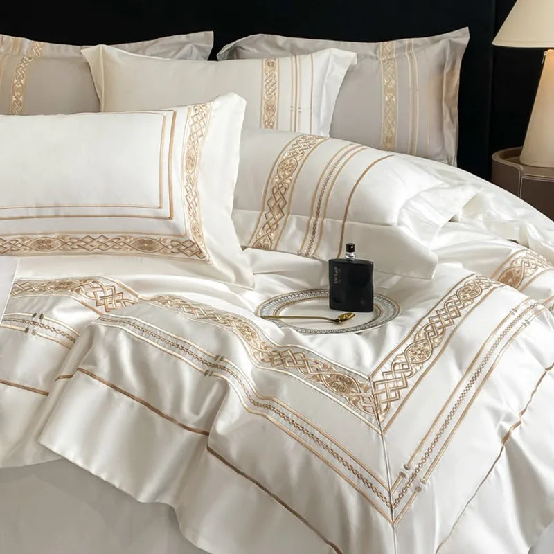 Double Queen King White Modern Classic Hotel Style 100%Cotton Soft Bedding set Gold Embroidered Duvet Cover Bed sheet Pillowcase