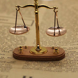 Qfdian Vintage Mini Balance Scales Ornament Creative Dollhouse Metal Scale Model Miniature Home Doll House Decorations