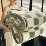 Qfdian  Checkerboard Grade A Half-sides Fleece Keep Warm Blanket Autumn Winter Warmth Throw Blankets for Sofa Napping Shawl Blanket Cozy