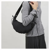 Qfdian Nylon Vintage Women Trendy Shoulder Bag Grunge Fashion Casual All Match Handbags Y2k Aesthetic Simple Office Lady Crossbody Bags