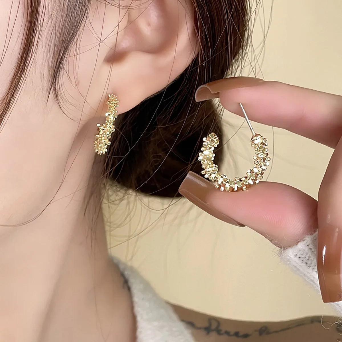 2024 New Fashion Trend Unique Design Elegant Exquisite Irregular C Shape Earrings Female Jewelry Party Premium Gift Wholesale