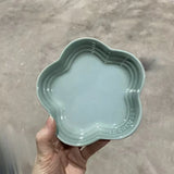 Qfdian Plum Blossom Small Plate 5.5Inches 14cm Rainbow Sauce Plate Flower Shaped Pet Gradual Spike Bone Plate Tableware Ceramic Dishs