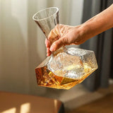 Qfdian  Modern Geometric Glass Decanter – 750ml Crystal Wine Aerator with Ergonomic Spout, Contemporary Home Bar Accessories
