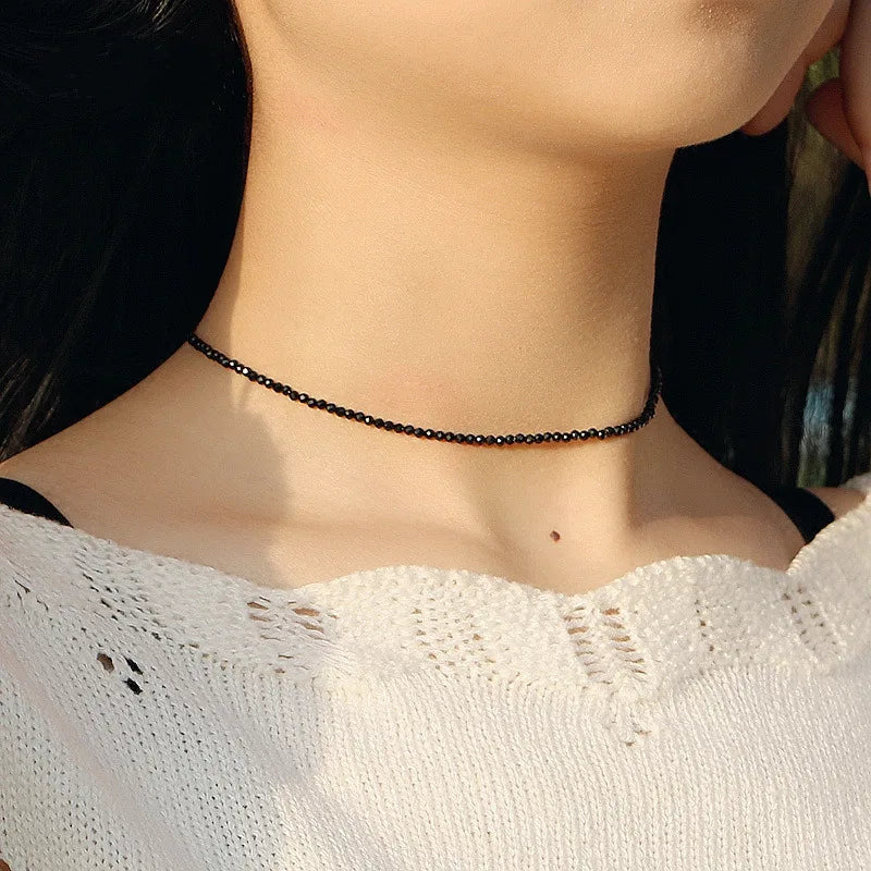 Fashion Brand Simple Black Beads Short Necklace For Women Crystal Strand Choker Necklaces Bijoux Femme Ladies Party Jewelry 2024