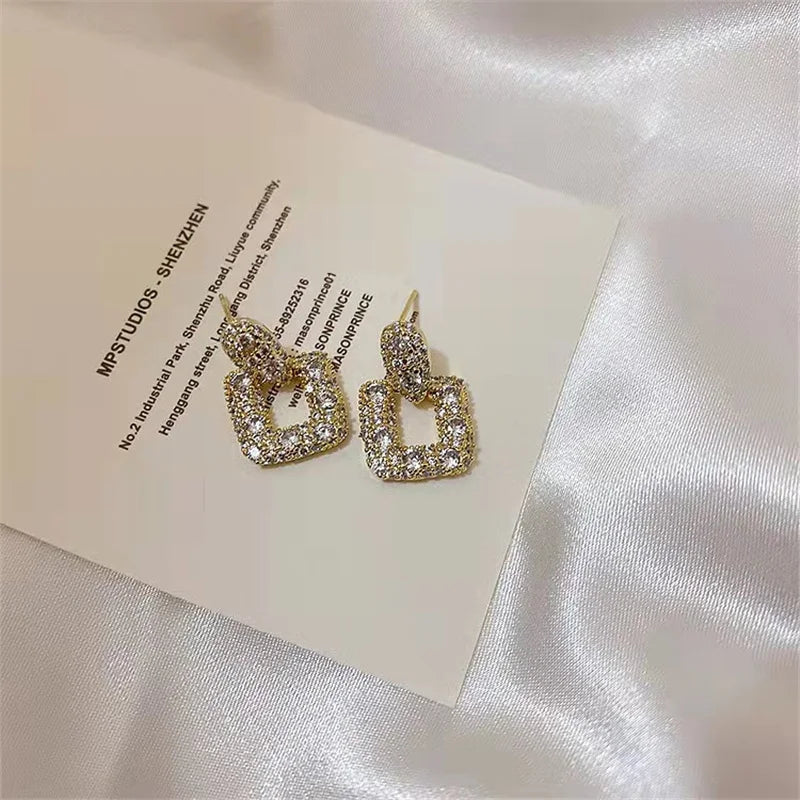 Korean Fashion Shining Rhinestone Hollow Square Drop Earrings for Women Girls Vintage Crystal Luxury Jewelry Party Gifts